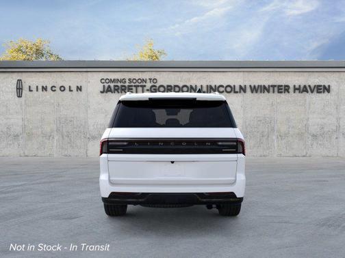 Star White Metallic Tri-Coat 2026 Lincoln Navigator Reserve
