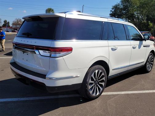 2024 Lincoln Navigator Reserve