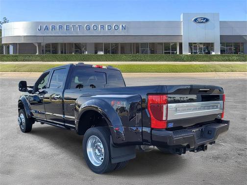 2022 Ford F-450 Platinum