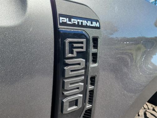 2026 Ford F-250 Platinum
