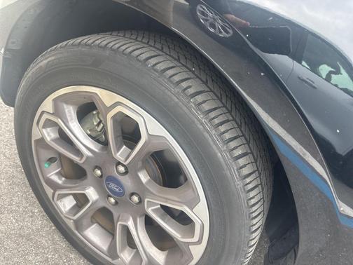 2021 Ford EcoSport Titanium