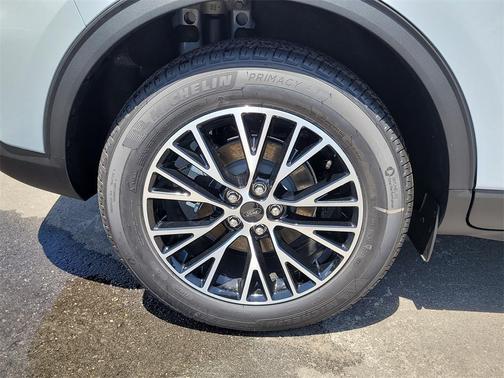 2025 Ford Escape PHEV SE