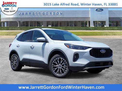 2025 Ford Escape PHEV SE