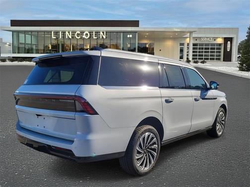 2025 Lincoln Navigator Black Label