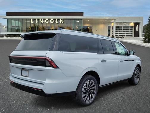 2025 Lincoln Navigator Black Label