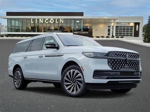 2025 Lincoln Navigator Black Label