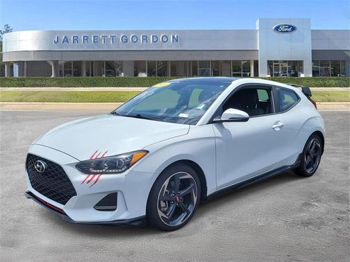 2020 Hyundai Veloster Base