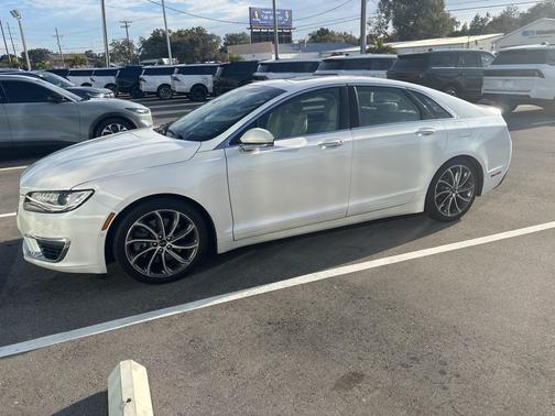 2020 Lincoln MKZ Reserve
