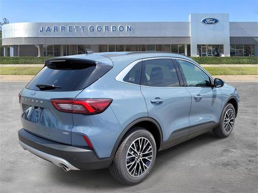 2025 Ford Escape PHEV SE