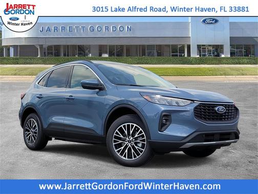 2025 Ford Escape PHEV SE
