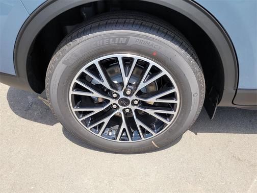 2025 Ford Escape PHEV SE