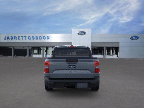 Azure Gray Metallic Tri-Coat 2026 Ford Maverick XLT