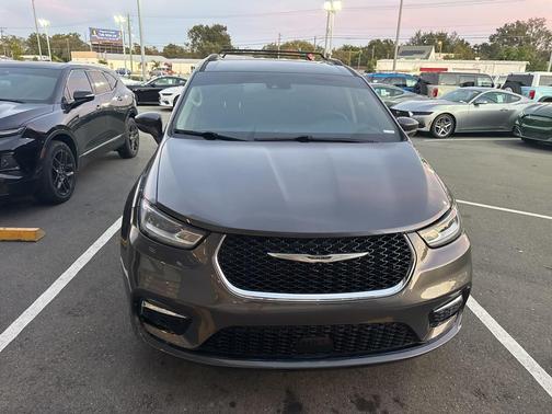 2021 Chrysler Pacifica Touring