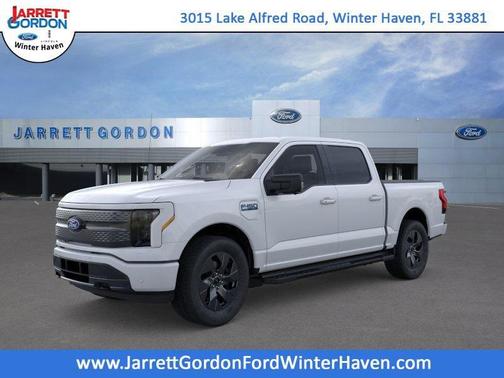 2025 Ford F-150 Lightning Flash