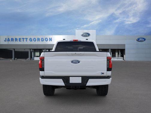 Oxford White 2025 Ford F-150 Lightning Flash