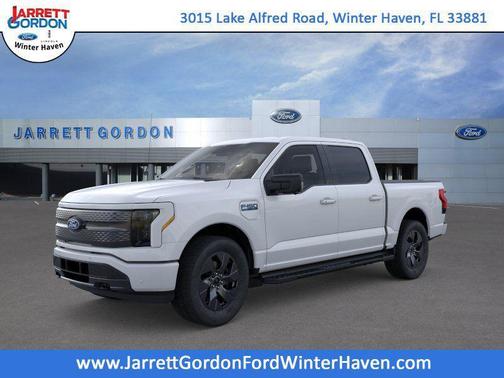 Oxford White 2025 Ford F-150 Lightning Flash