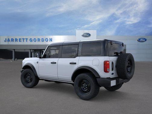 Oxford White 2026 Ford Bronco Big Bend