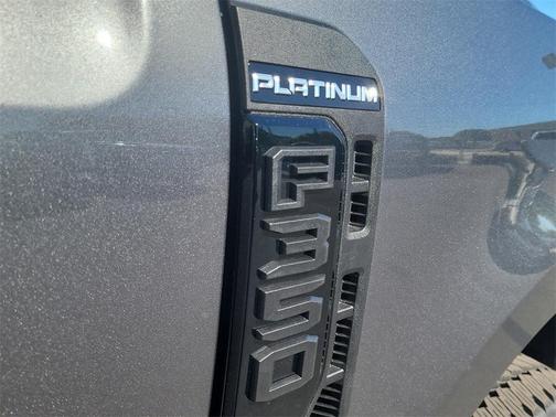 2026 Ford F-350 Platinum