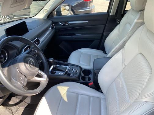 2022 Mazda CX-5 2.5 S Preferred Package