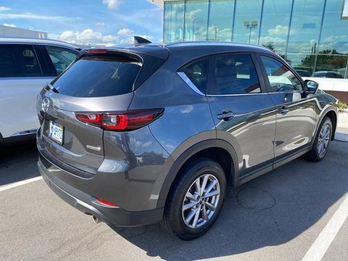 2022 Mazda CX-5 2.5 S Preferred Package