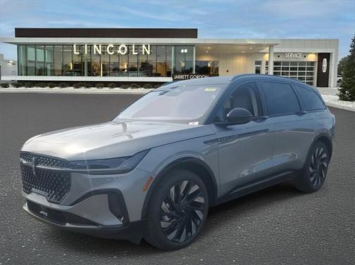 2025 Lincoln Nautilus Reserve