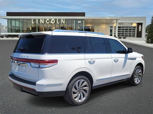 2022 Lincoln Navigator Reserve