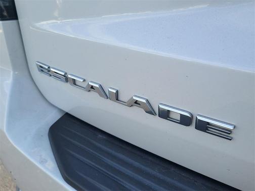 2022 Cadillac Escalade ESV Premium Luxury