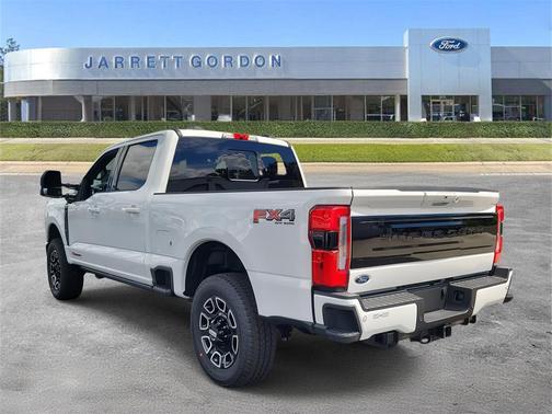 2026 Ford F-350 Platinum