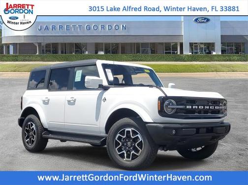 2025 Ford Bronco Outer Banks