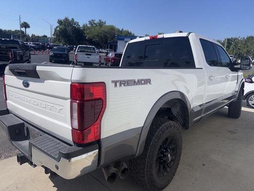 Star White 2022 Ford F-250 Lariat