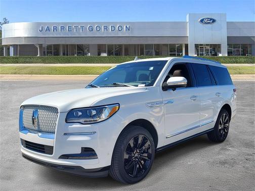 2023 Lincoln Navigator Reserve