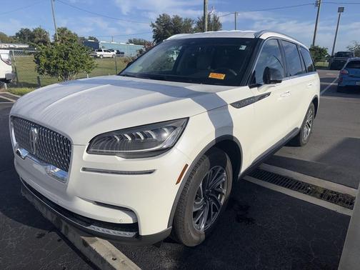2023 Lincoln Aviator Standard