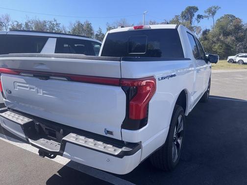2024 Ford F-150 Lightning Platinum
