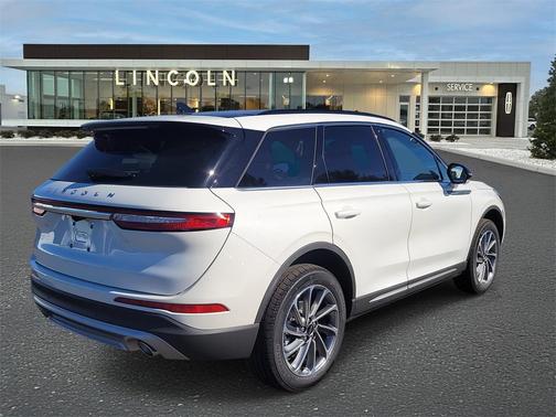 2026 Lincoln Corsair Premiere