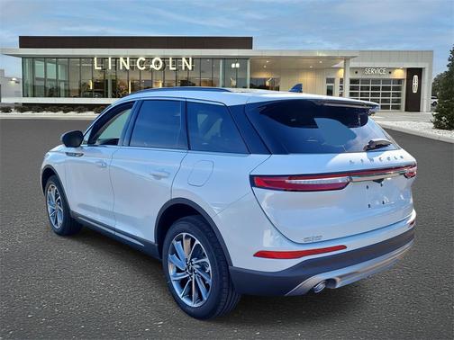2026 Lincoln Corsair Premiere
