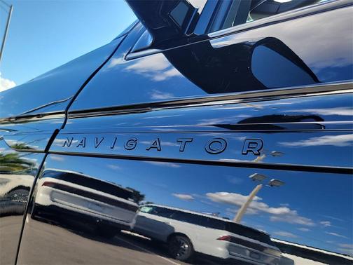 2025 Lincoln Navigator Reserve