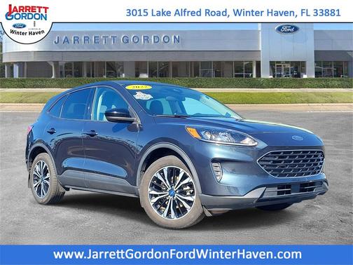 2022 Ford Escape SE