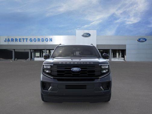 Black Metallic 2026 Ford Expedition Active
