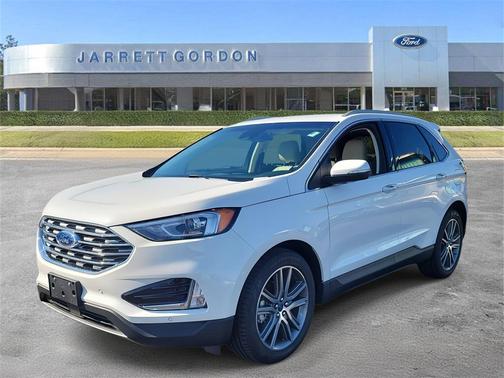 2020 Ford Edge Titanium