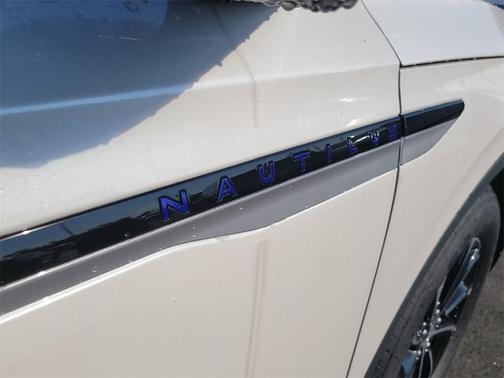 2025 Lincoln Nautilus Premiere