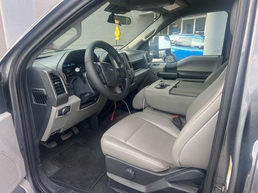 2022 Ford F-350 XL