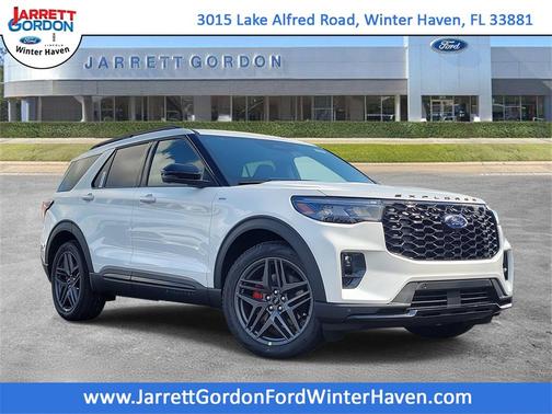 2025 Ford Explorer ST-Line
