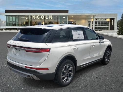 2025 Lincoln Corsair Premiere