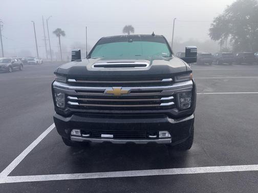 2022 Chevrolet Silverado 2500 High Country
