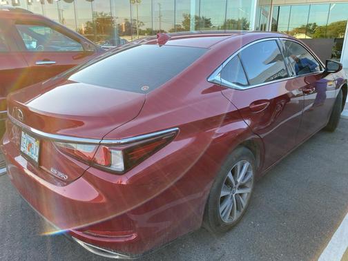 2020 Lexus ES 350 Base