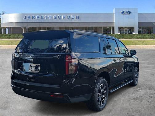 2021 Chevrolet Suburban 4WD Z71