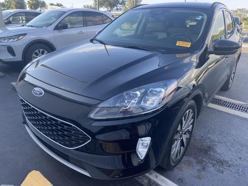 2020 Ford Escape Titanium