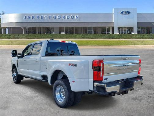 2026 Ford F-350 King Ranch