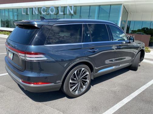 2022 Lincoln Aviator Reserve
