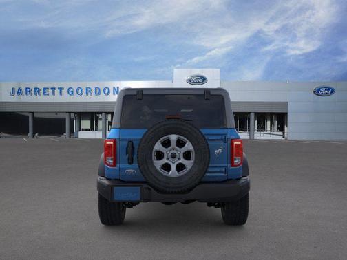 Velocity Blue Metallic 2026 Ford Bronco Big Bend